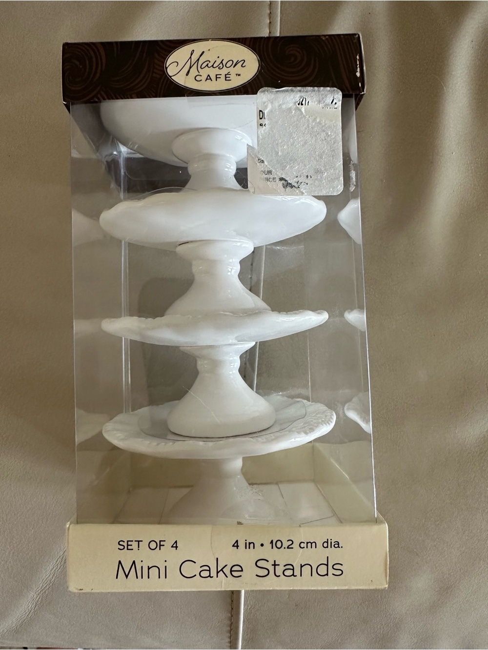 Maison Café White Mini Cake Stands (Set of 4)